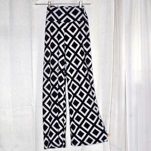 Oh My Bod Black Label Black & White Diamond Elastic Waist Wide Leg Stretch Pants